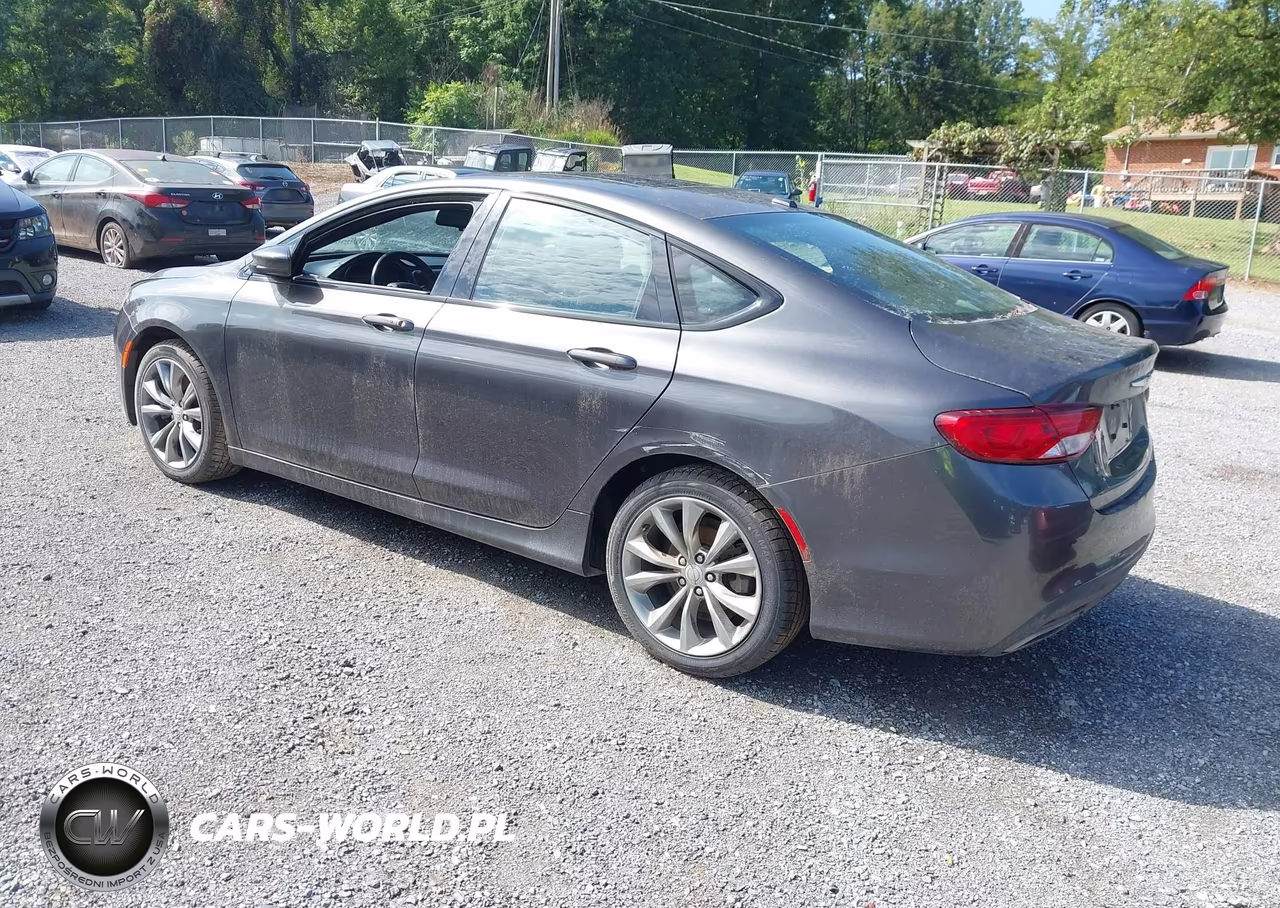 2015 Chrysler 200 S VIN:1C3CCCBG5FN569782 - 3