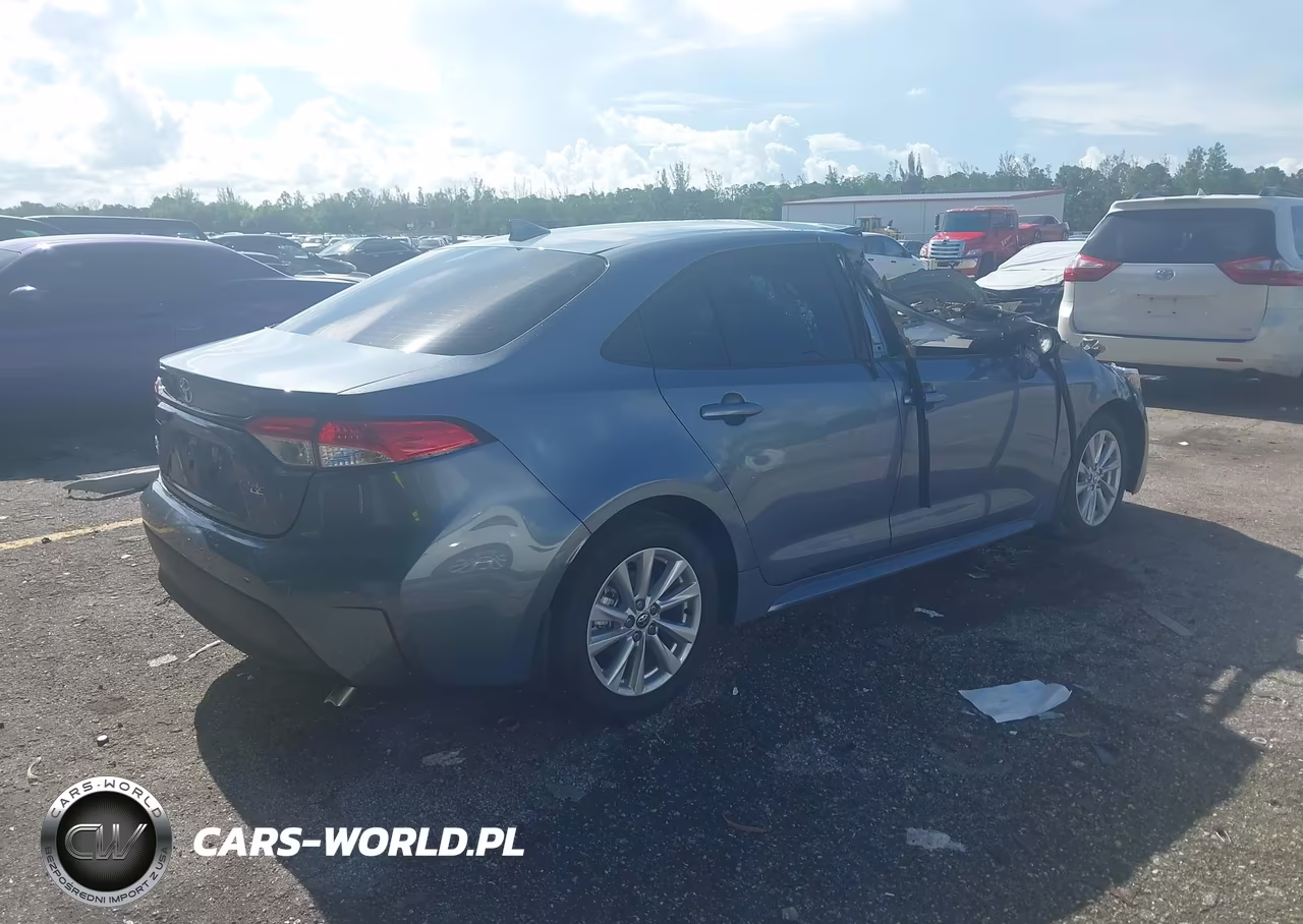 2026 Toyota Corolla Le VIN:5YFB4MDE3TP490034 - 4