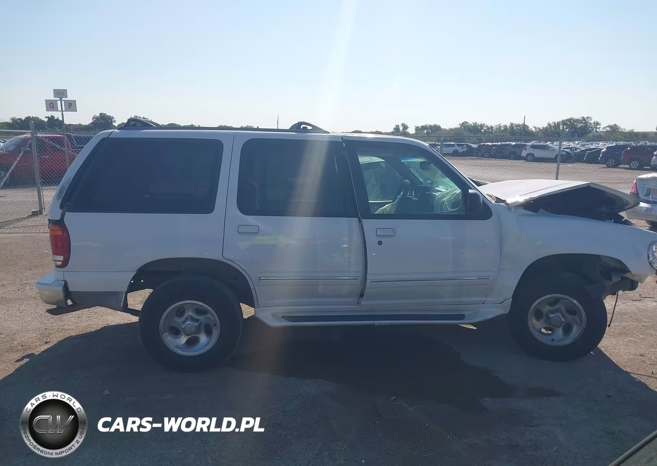 2000 Ford Explorer Xlt VIN:1FMZU63E1YZC60836 - 13