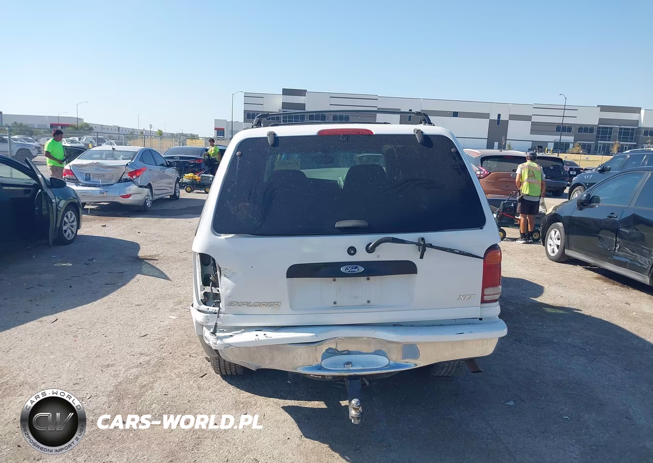 2000 Ford Explorer Xlt VIN:1FMZU63E1YZC60836 - 16