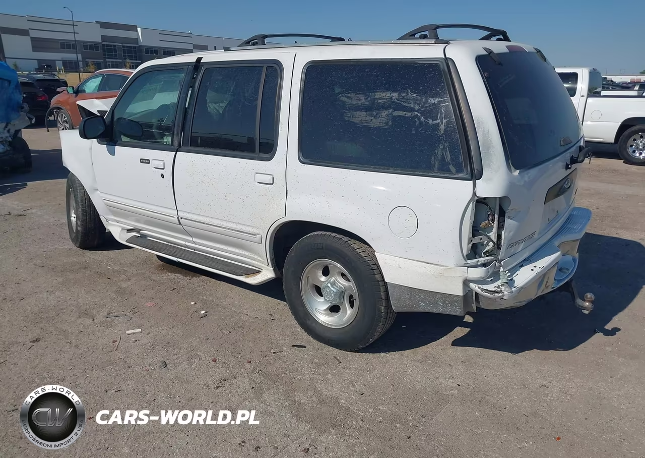 2000 Ford Explorer Xlt VIN:1FMZU63E1YZC60836 - 3