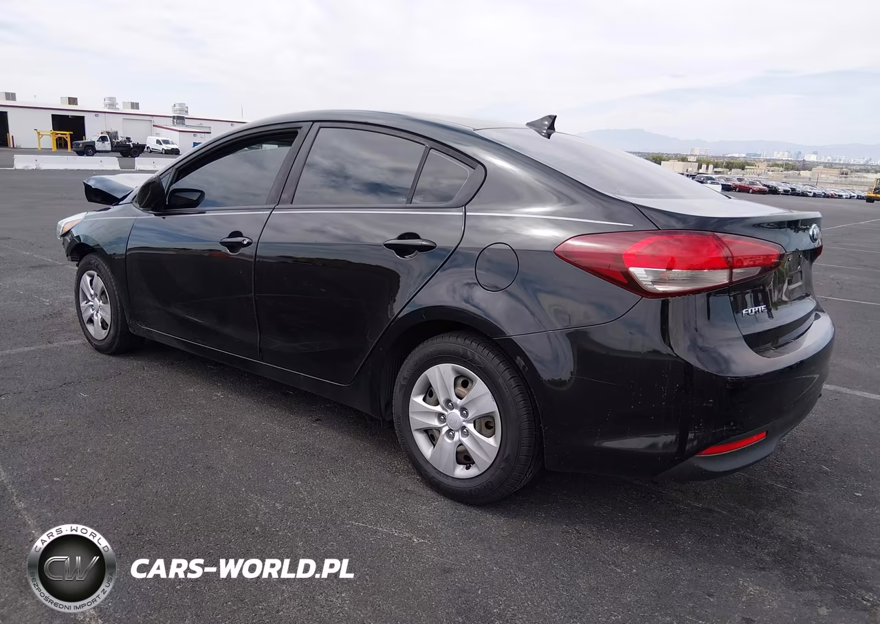 2018 Kia Forte Lx VIN:3KPFK4A77JE166001 - 3