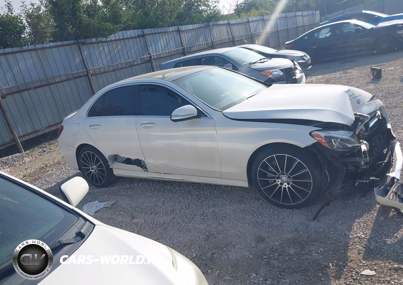 2015 Mercedes-Benz C 300 Sport 4Matic VIN:55SWF4KB6FU009129 - 12