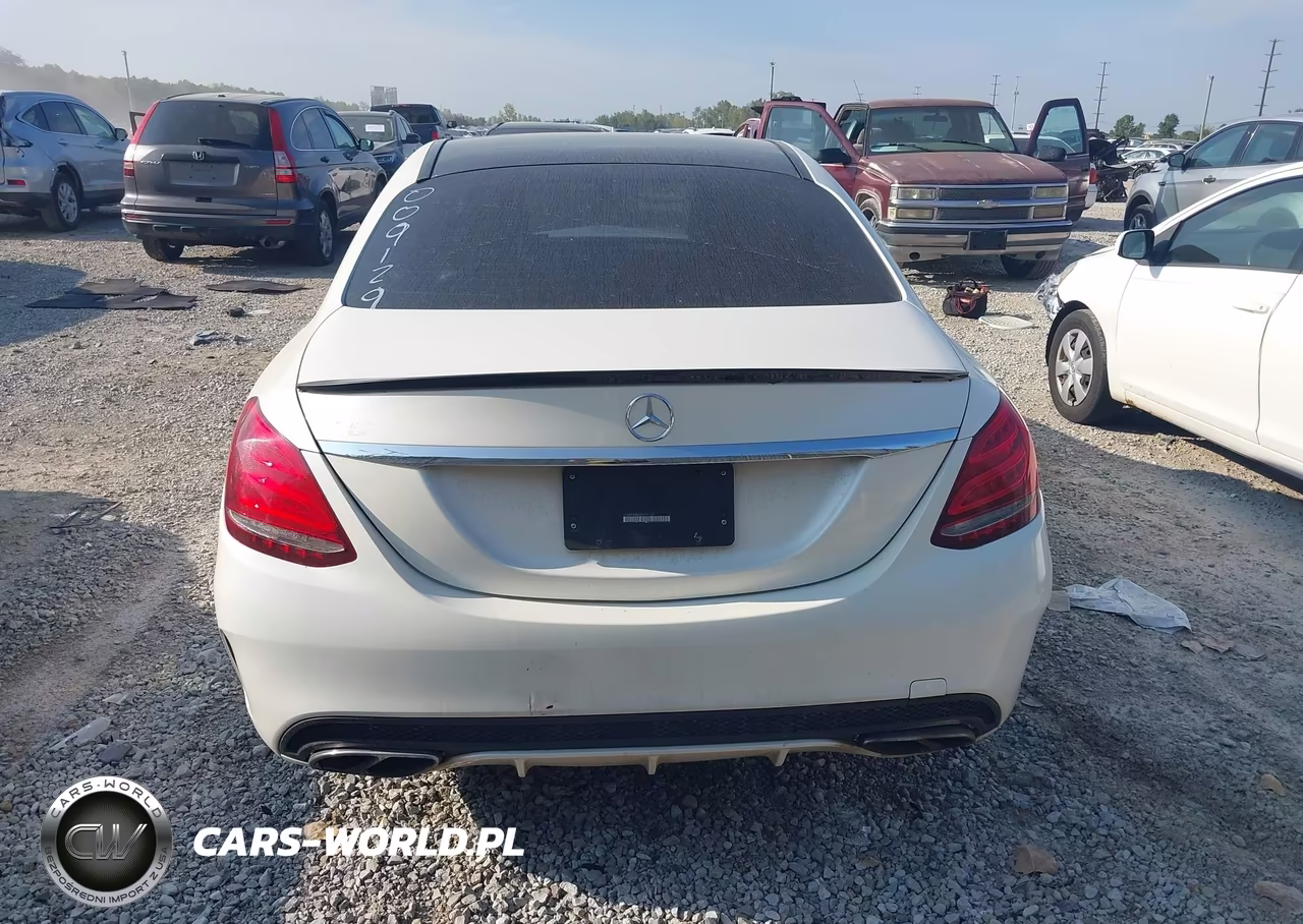 2015 Mercedes-Benz C 300 Sport 4Matic VIN:55SWF4KB6FU009129 - 15