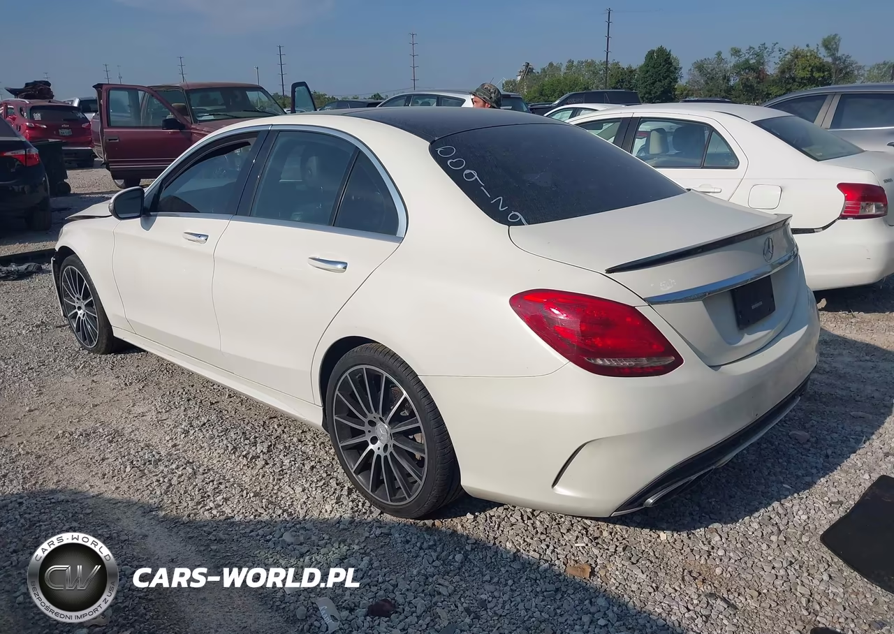 2015 Mercedes-Benz C 300 Sport 4Matic VIN:55SWF4KB6FU009129 - 3