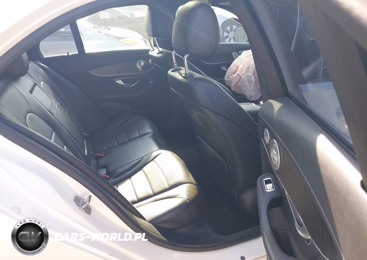2015 Mercedes-Benz C 300 Sport 4Matic VIN:55SWF4KB6FU009129 - 8