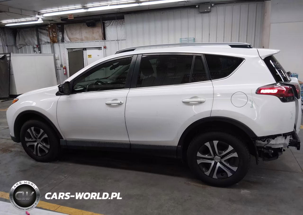 2018 Toyota Rav4 Le VIN:JTMZFREV5JJ188573 - 14