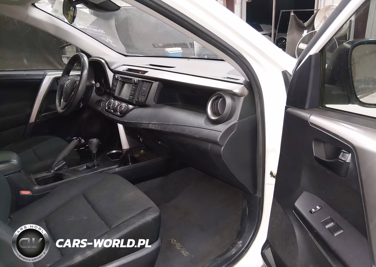2018 Toyota Rav4 Le VIN:JTMZFREV5JJ188573 - 5