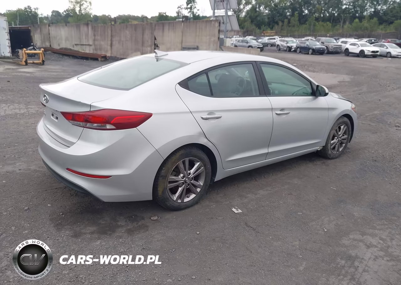 2018 Hyundai Elantra Sel VIN:KMHD84LF8JU442578 - 4
