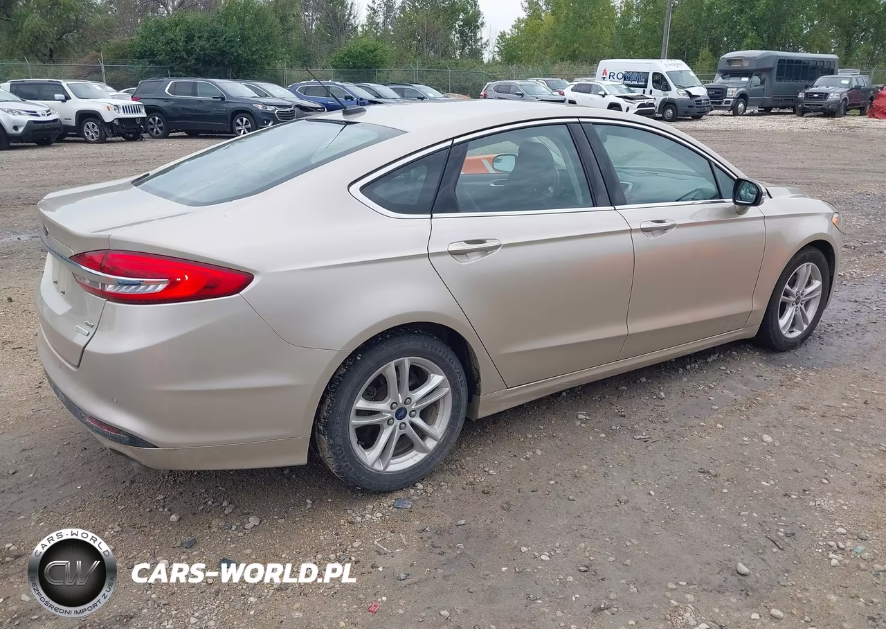 2018 Ford Fusion Se VIN:3FA6P0HD9JR217583 - 4