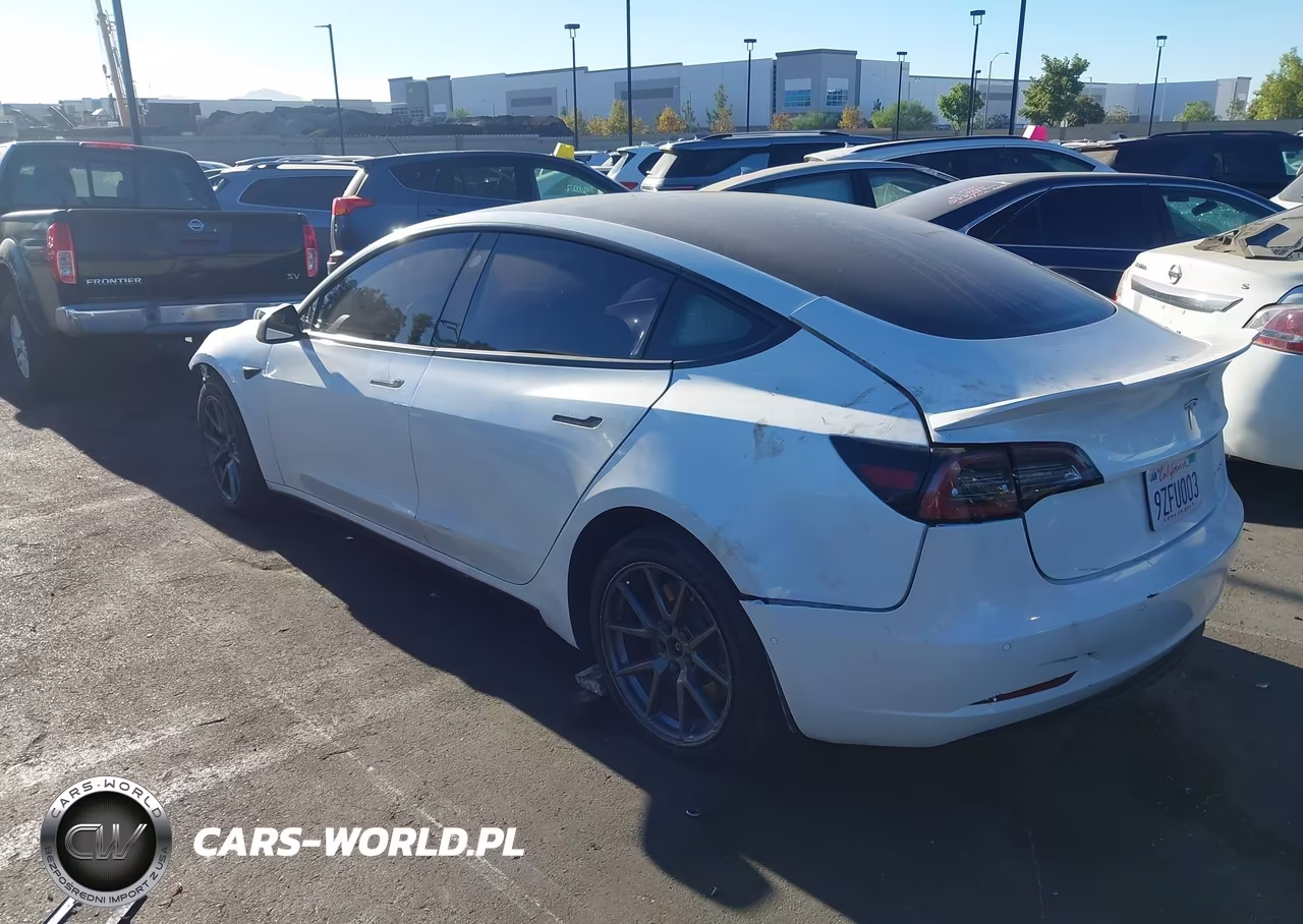 2021 Tesla Model 3 Long Range Dual Motor All-Wheel Drive VIN:5YJ3E1EB4MF879010 - 3