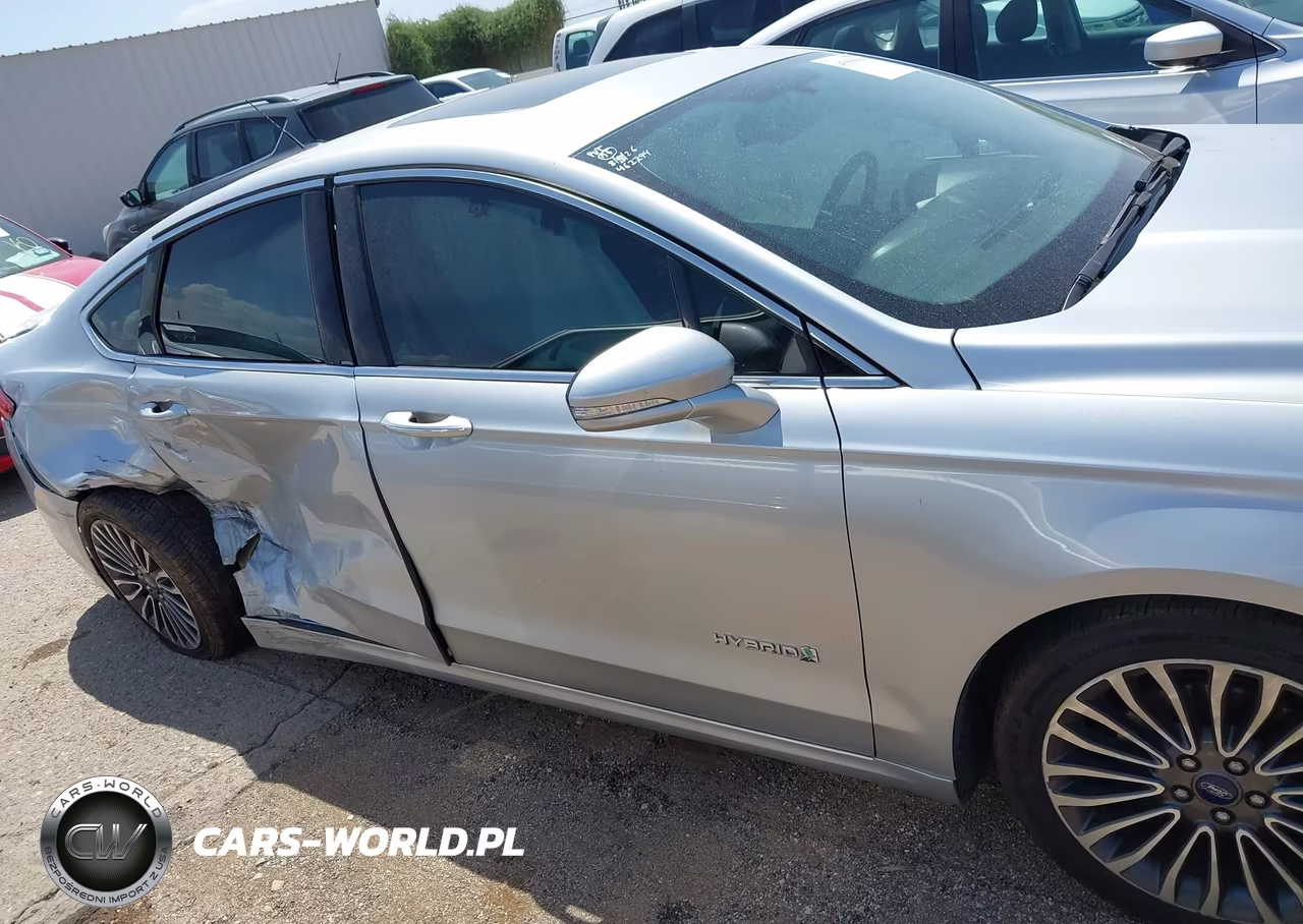 2017 Ford Fusion Hybrid Titanium VIN:3FA6P0RU4HR188146 - 13