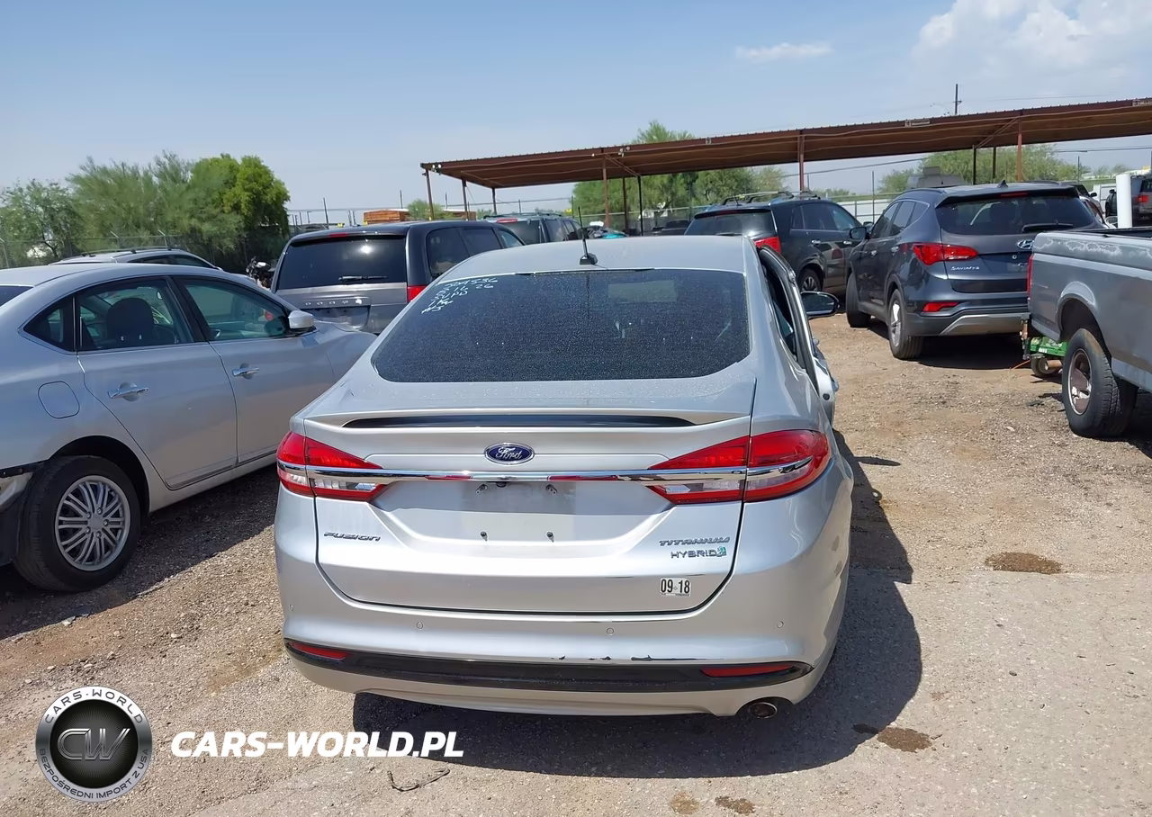2017 Ford Fusion Hybrid Titanium VIN:3FA6P0RU4HR188146 - 16