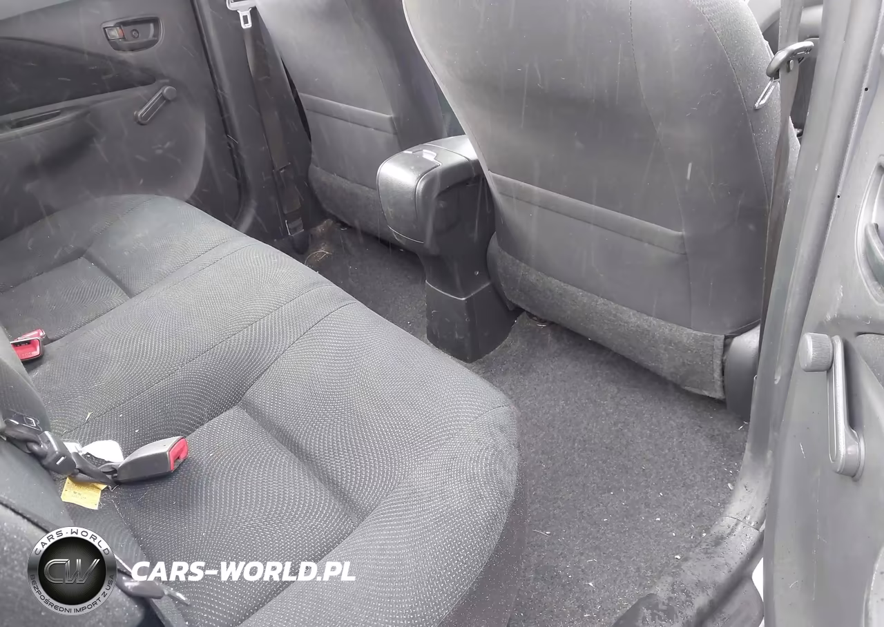 2010 Toyota Yaris VIN:JTDBT4K32A4068597 - 8