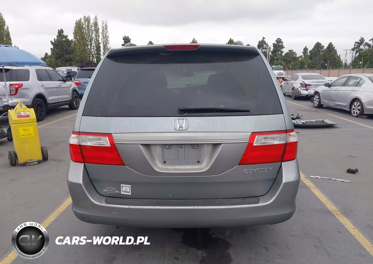 2005 Honda Odyssey Ex VIN:5FNRL38475B041855 - 17