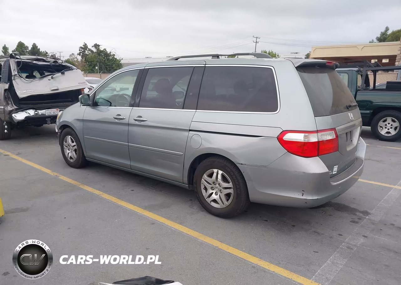 2005 Honda Odyssey Ex VIN:5FNRL38475B041855 - 3