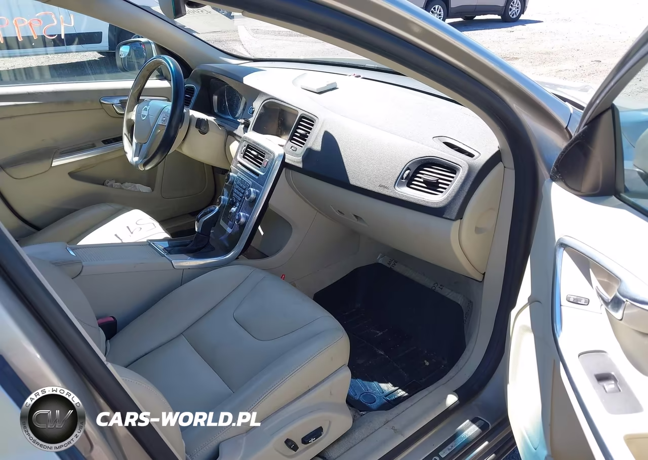 2015 Volvo S60 T5 Premier VIN:YV1612TK9F2365266 - 5