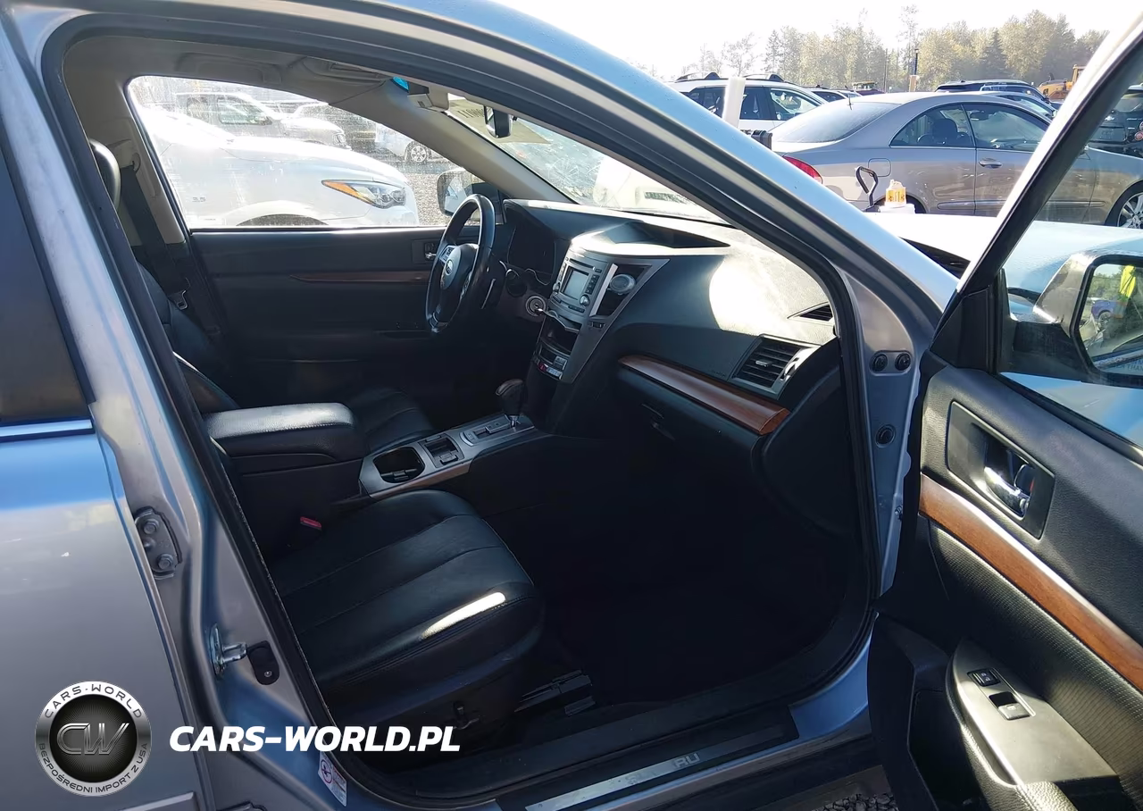 2014 Subaru Outback 2.5I Limited VIN:4S4BRBLC1E3268864 - 17