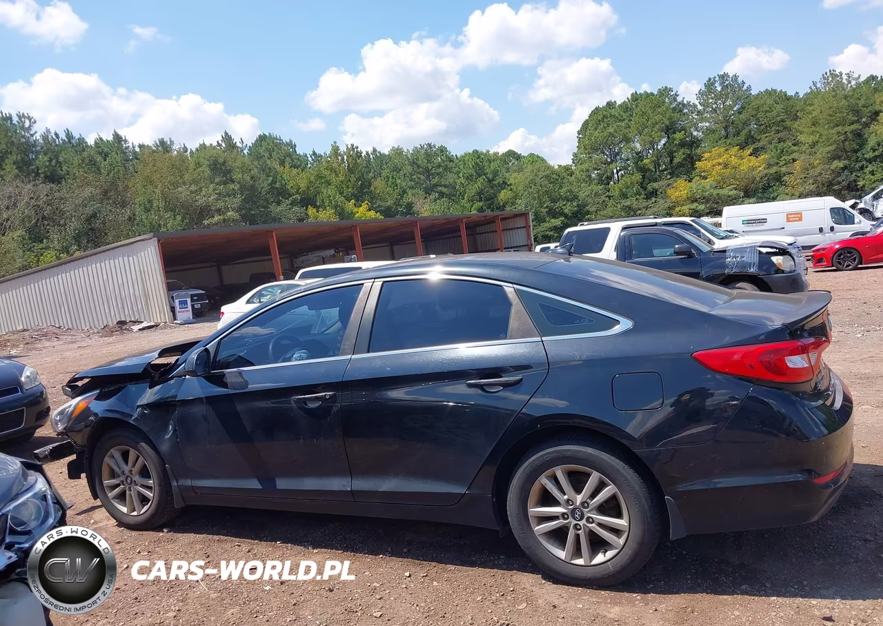 2015 Hyundai Sonata Se VIN:5NPE24AF4FH154488 - 15
