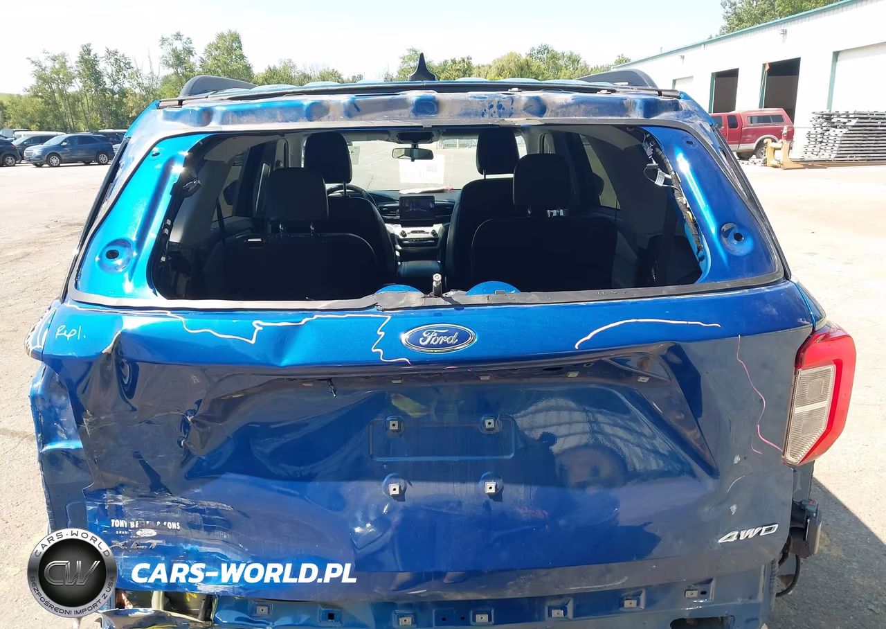 2022 Ford Explorer Xlt VIN:1FMSK8DHXNGA23359 - 17