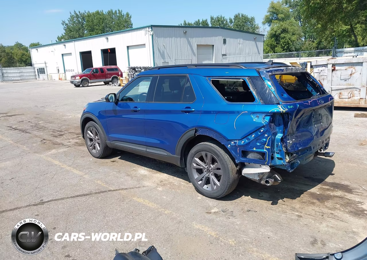 2022 Ford Explorer Xlt VIN:1FMSK8DHXNGA23359 - 3