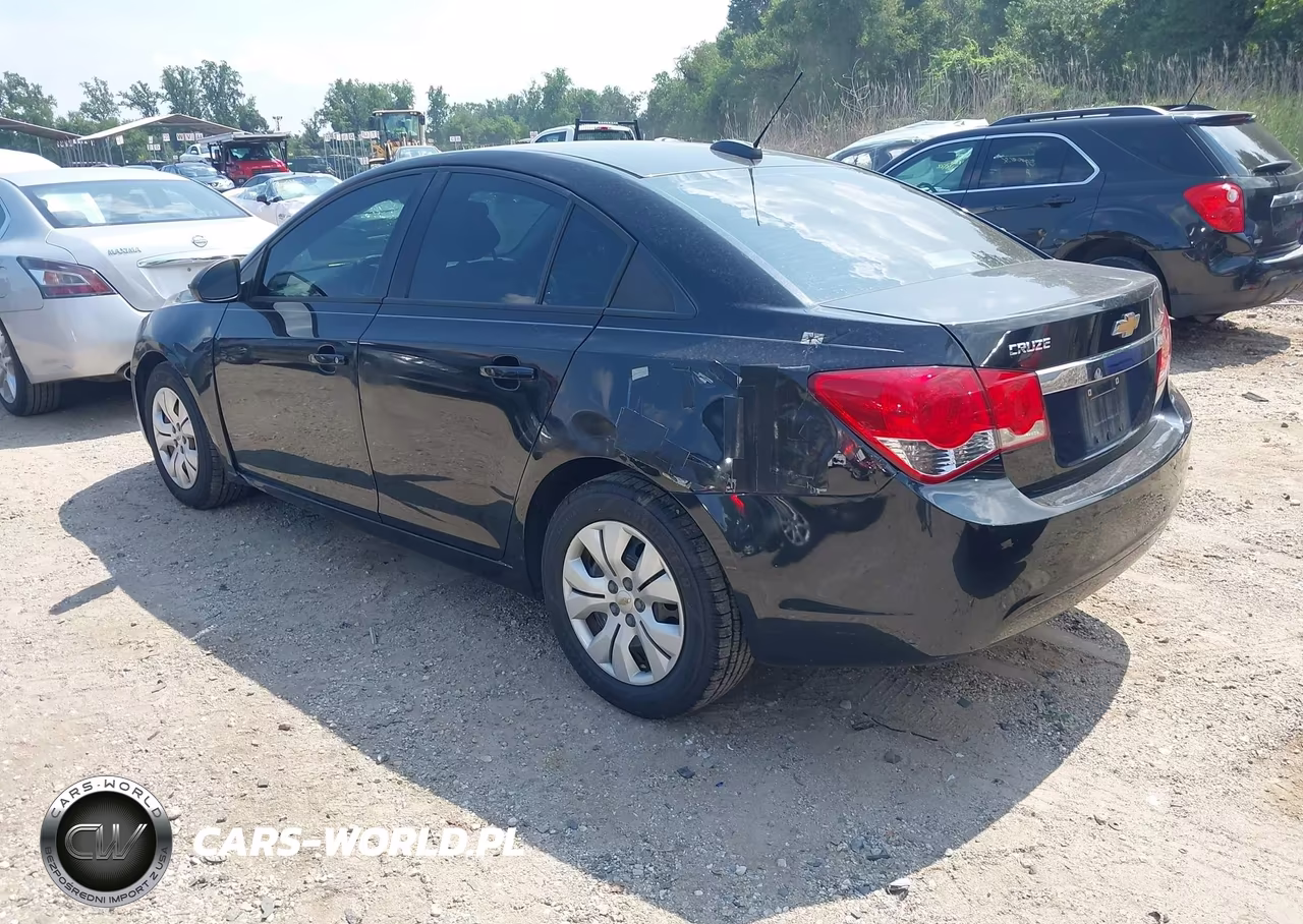 2015 Chevrolet Cruze Ls Auto VIN:1G1PA5SH4F7133462 - 3