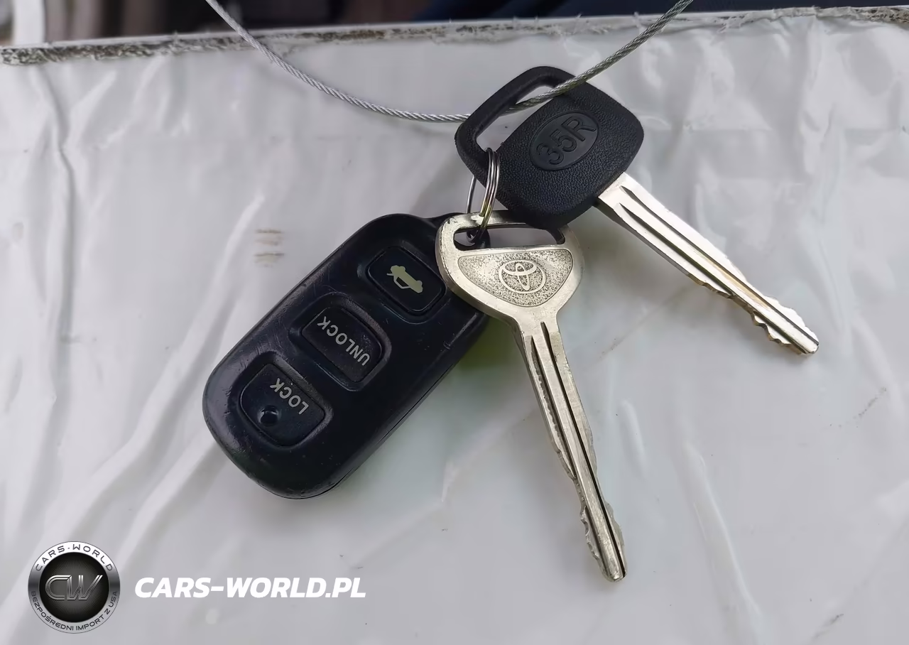 2002 Toyota Camry Le VIN:JTDBE30K420102854 - 11