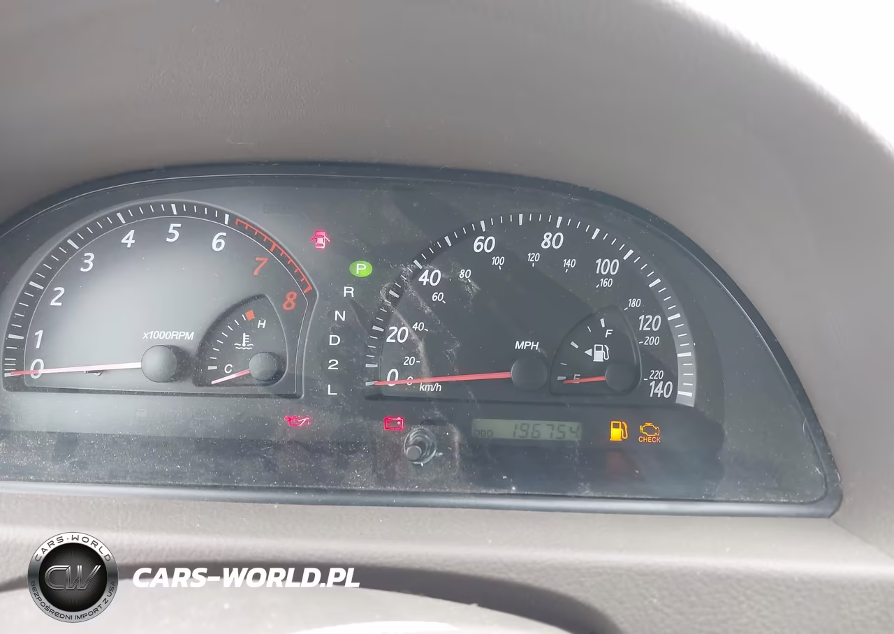 2002 Toyota Camry Le VIN:JTDBE30K420102854 - 7