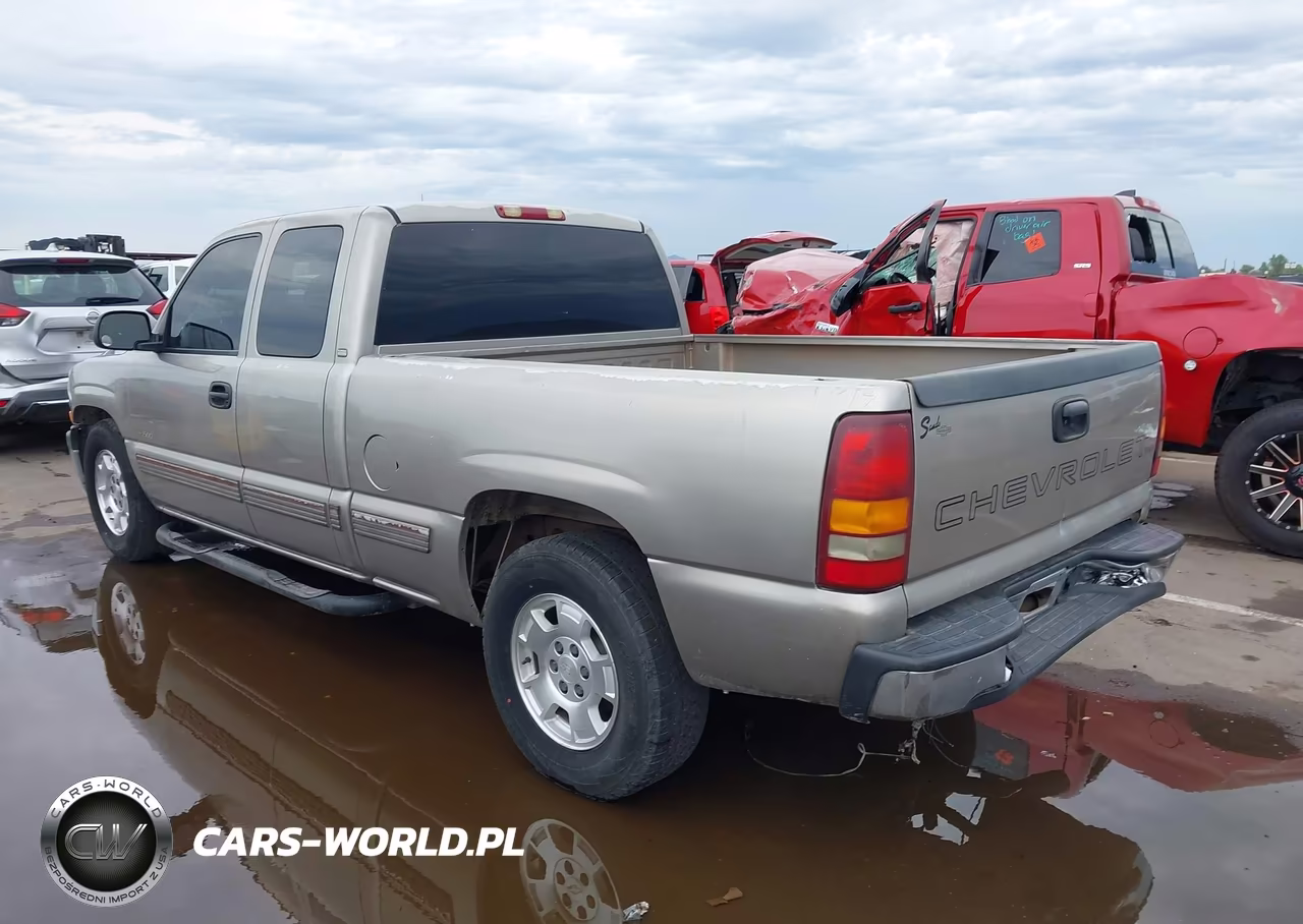 2002 Chevrolet Silverado 1500 VIN:2GCEC19T121268157 - 3
