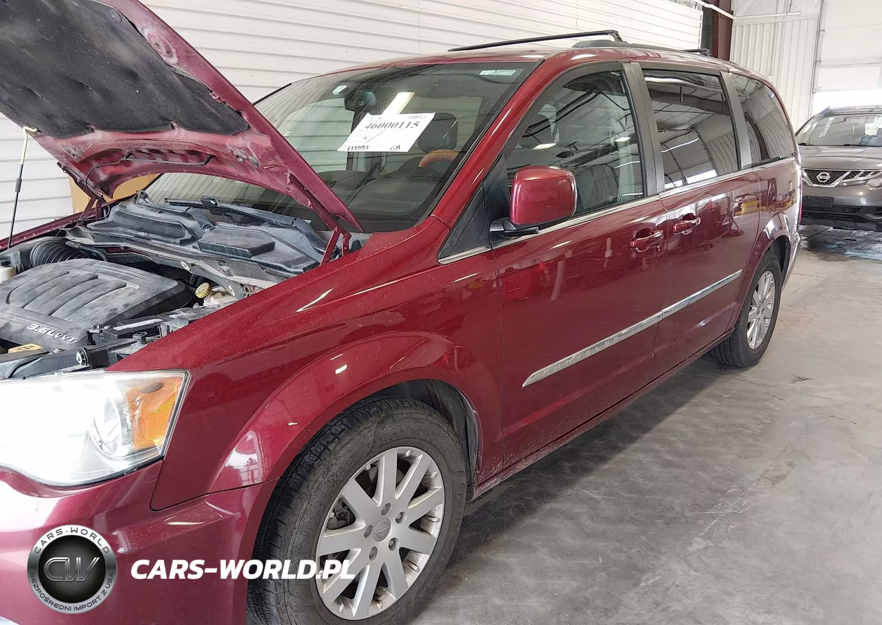2015 Chrysler Town & Country Touring VIN:2C4RC1BG2FR565556 - 12
