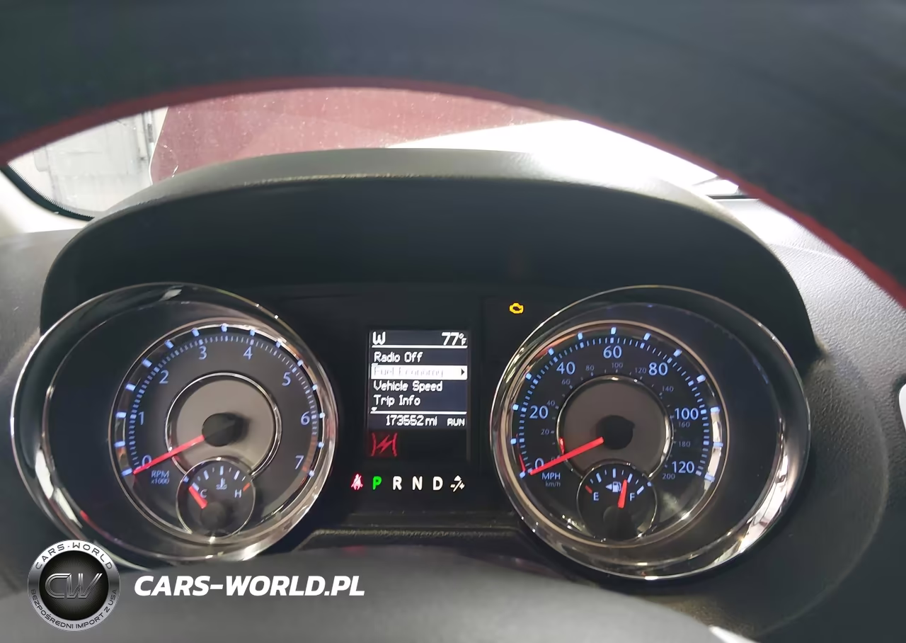2015 Chrysler Town & Country Touring VIN:2C4RC1BG2FR565556 - 7