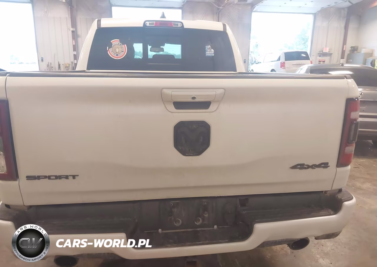 2019 Ram 1500 Rebel VIN:1C6SRFLT3KN789474 - 16