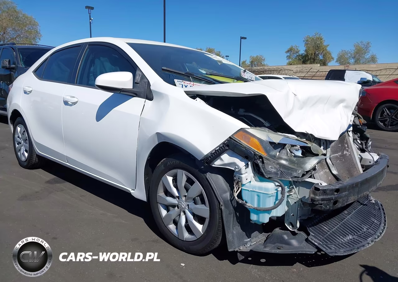 2015 Toyota Corolla Le VIN:5YFBURHE6FP295959 - 1