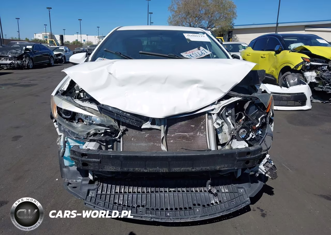 2015 Toyota Corolla Le VIN:5YFBURHE6FP295959 - 13