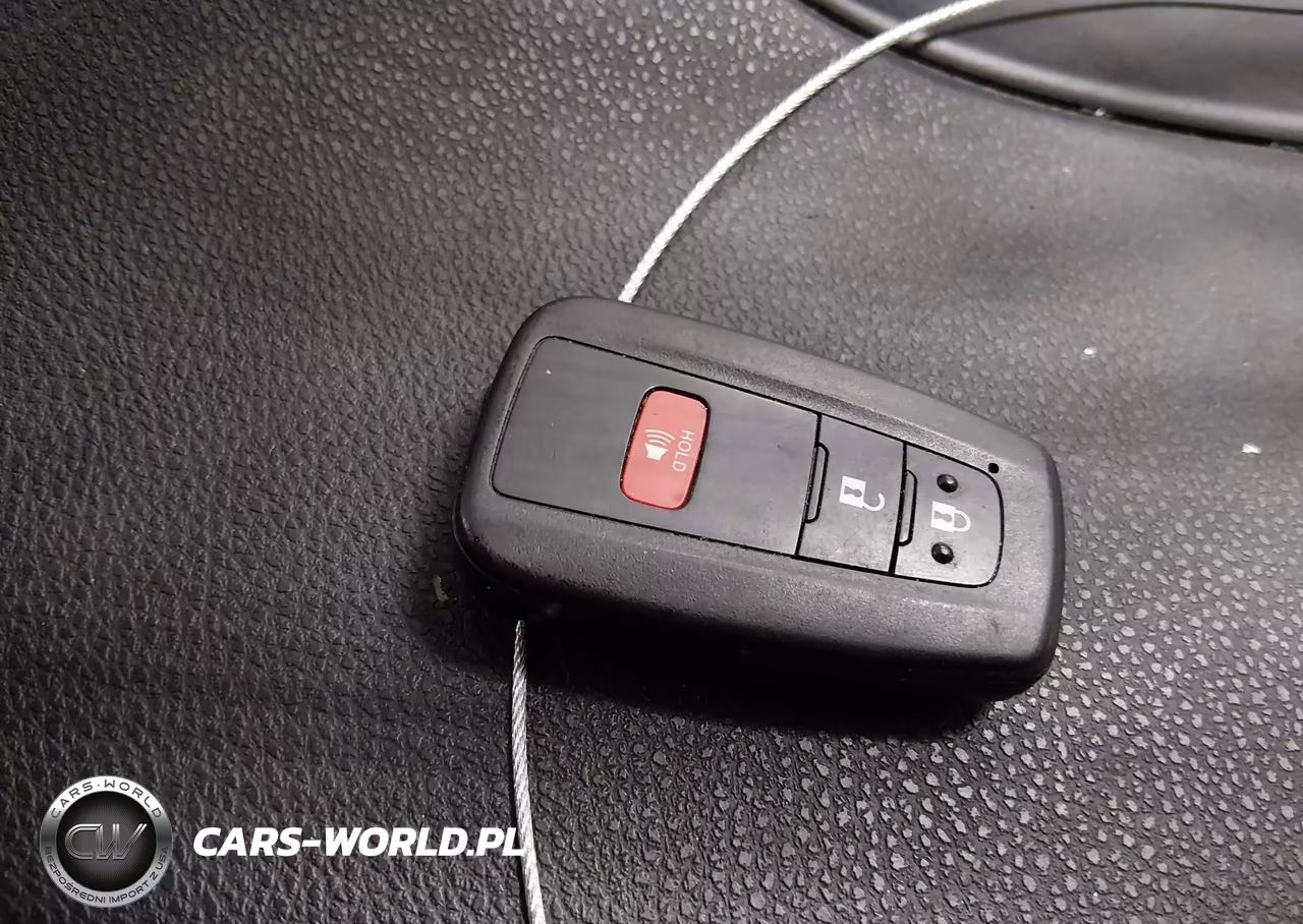 2017 Toyota Prius Four VIN:JTDKARFU6H3047533 - 11