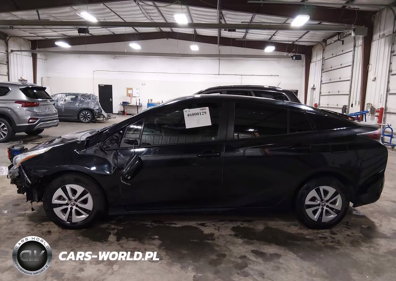 2017 Toyota Prius Four VIN:JTDKARFU6H3047533 - 15
