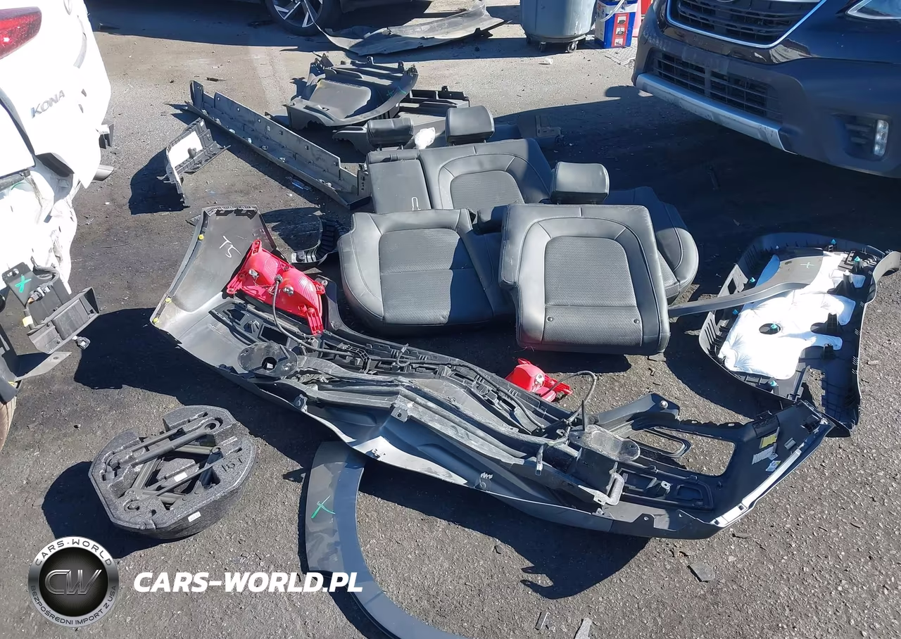 2021 Hyundai Kona Limited VIN:KM8K33A50MU716323 - 19