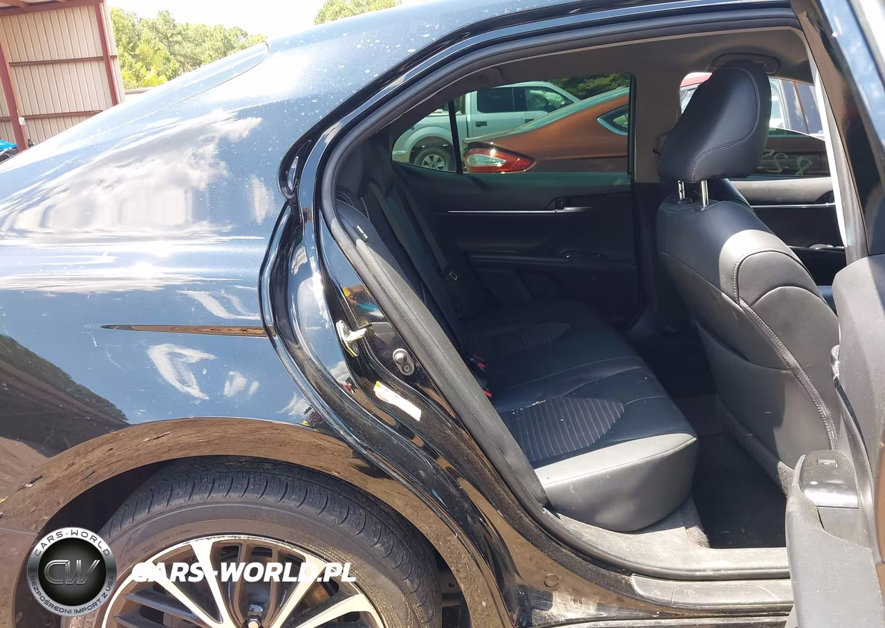 2018 Toyota Camry Se VIN:4T1B11HK1JU629242 - 8