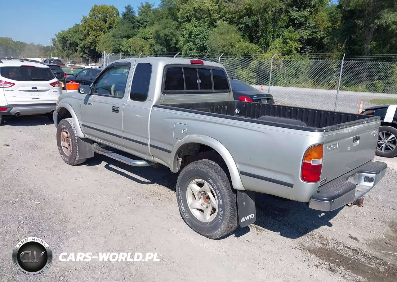 2000 Toyota Tacoma Base V6 VIN:4TAWN72N2YZ636547 - 3