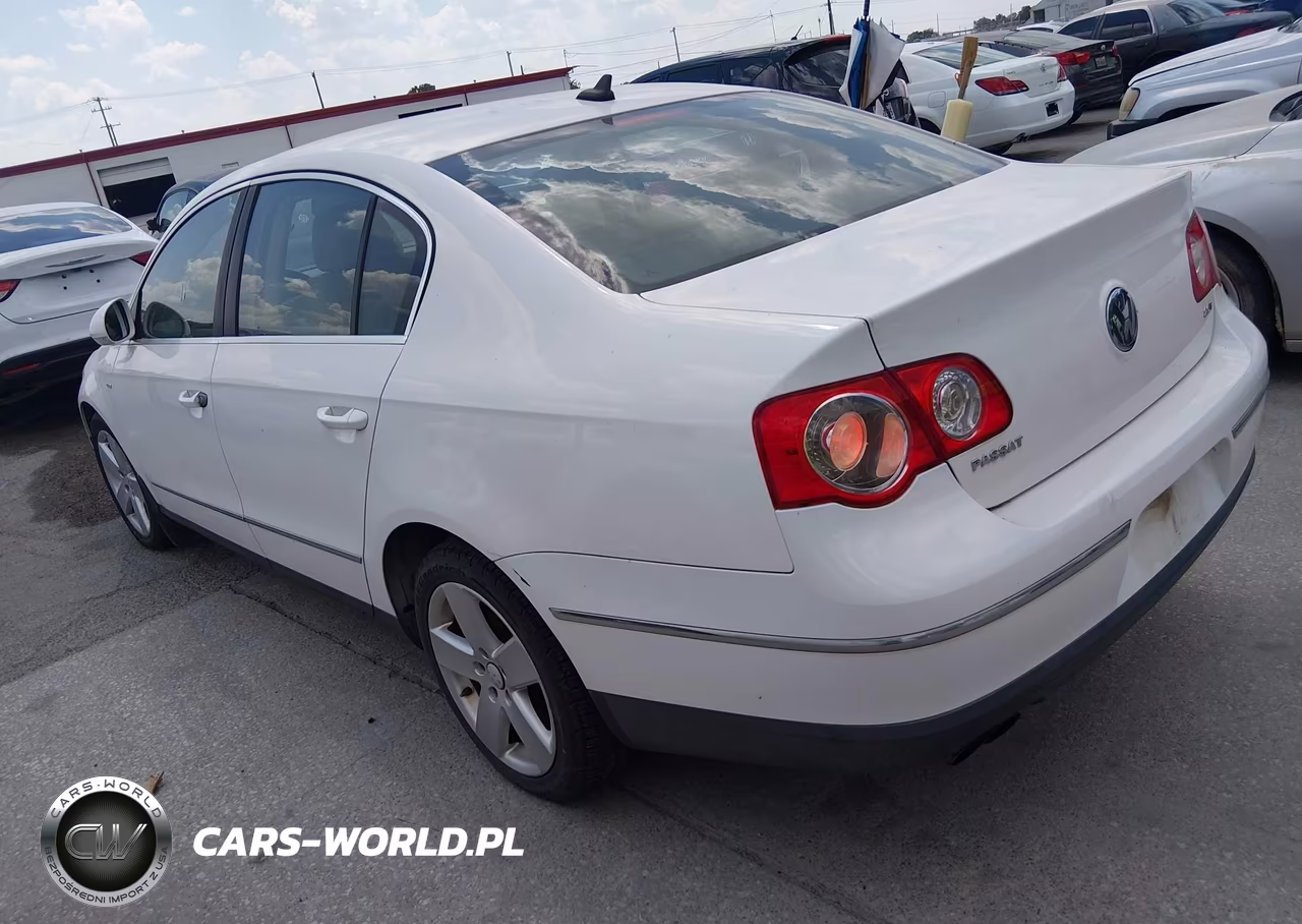 2007 Volkswagen Passat Wolfsburg Edition VIN:WVWAK73C67P136776 - 3