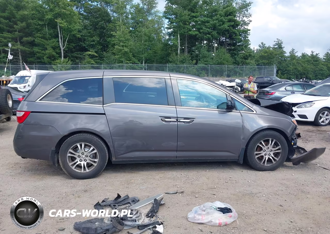 2013 Honda Odyssey Ex VIN:5FNRL5H47DB004623 - 14