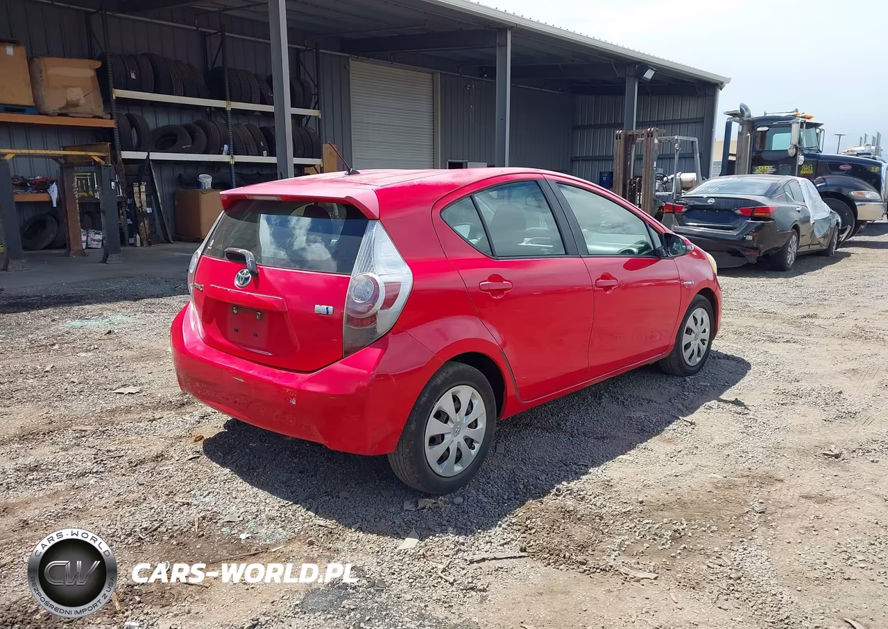 2013 Toyota Prius C Four-One-Three-Two VIN:JTDKDTB30D1555293 - 4