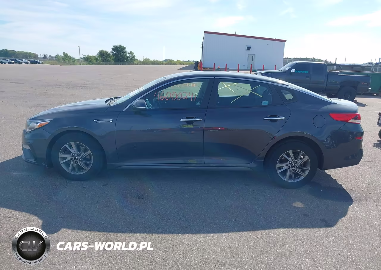 2019 Kia Optima Lx VIN:5XXGT4L35KG322234 - 14