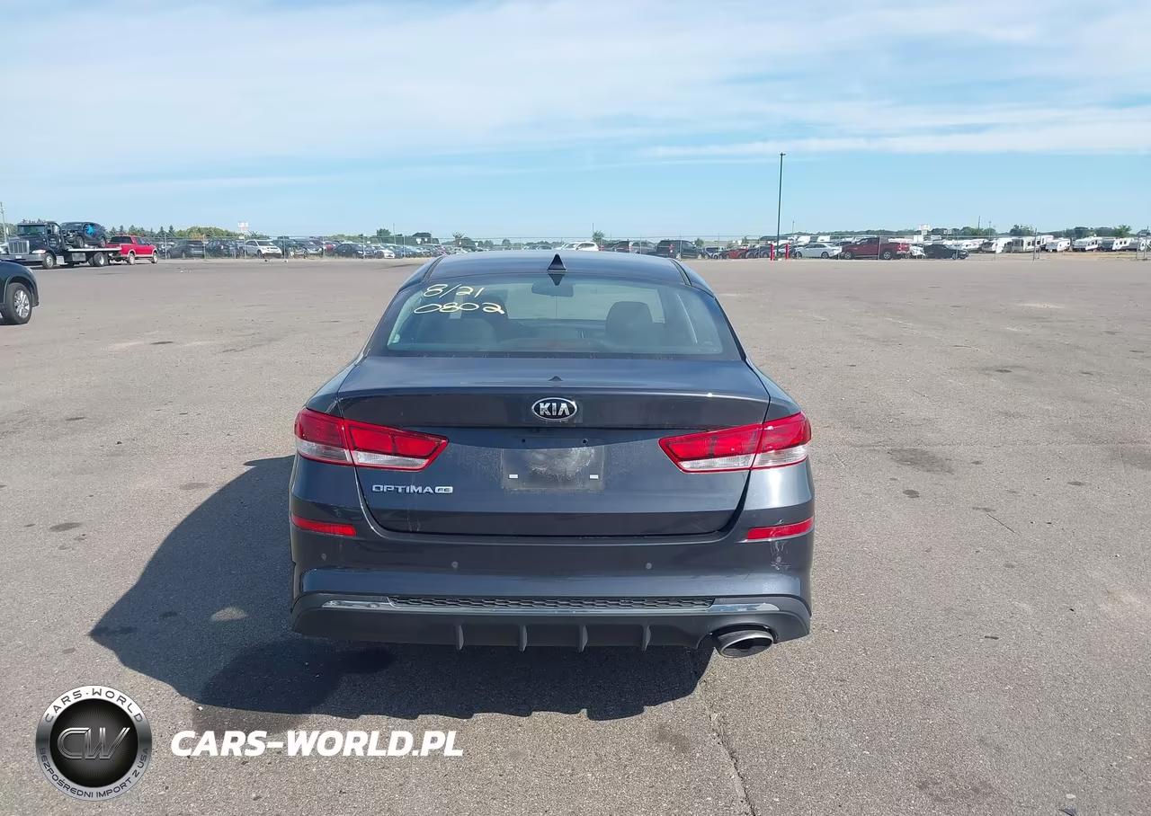 2019 Kia Optima Lx VIN:5XXGT4L35KG322234 - 16
