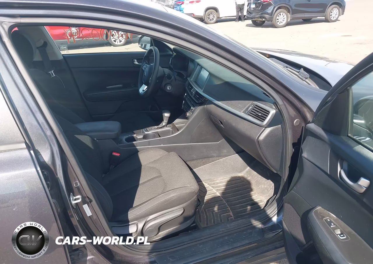 2019 Kia Optima Lx VIN:5XXGT4L35KG322234 - 5