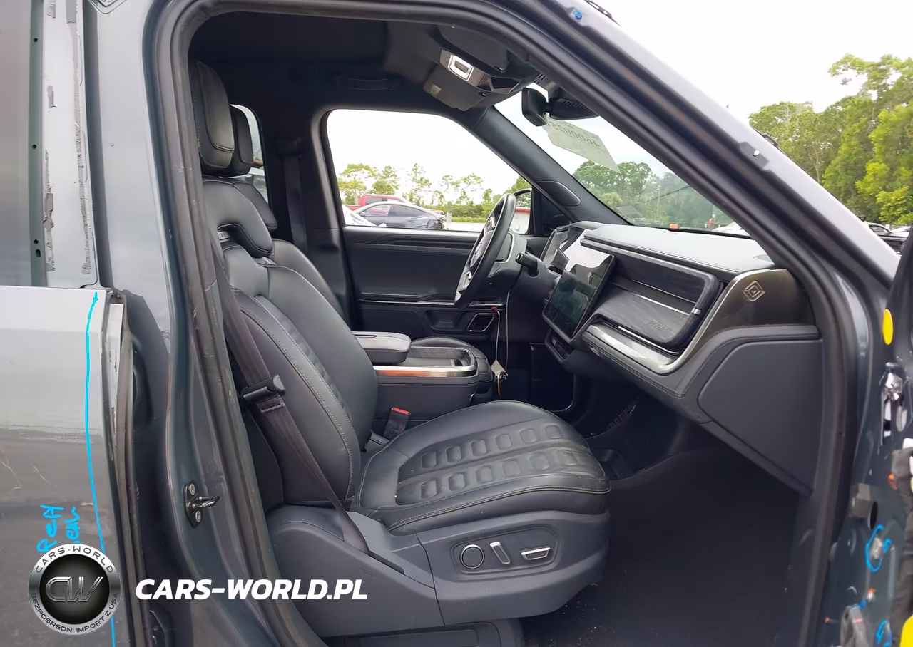 2022 Rivian R1T Adventure VIN:7FCTGAAAXNN006270 - 5