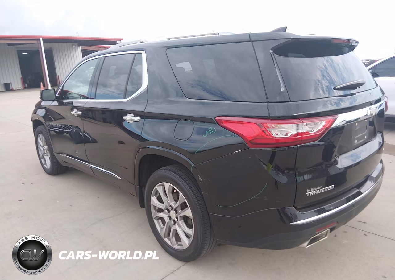2018 Chevrolet Traverse Premier VIN:1GNERKKWXJJ105334 - 3