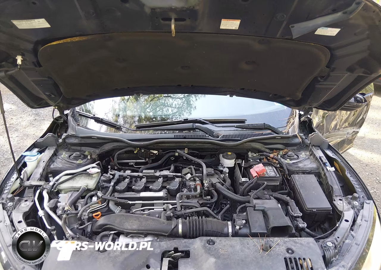 2018 Honda Civic Sport VIN:SHHFK7H44JU220165 - 10