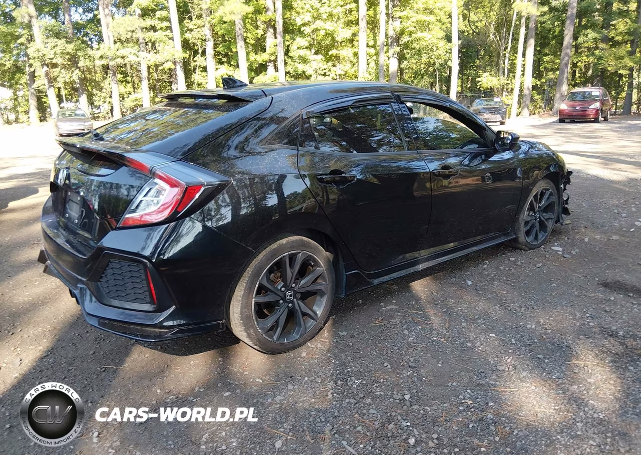 2018 Honda Civic Sport VIN:SHHFK7H44JU220165 - 4