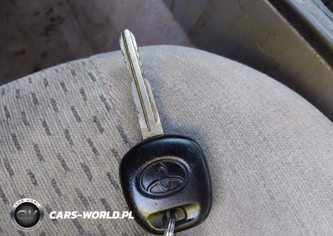 2003 Toyota Camry Le V6 VIN:4T1BF32K23U041455 - 11